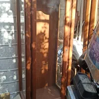 دکوری دو تکه شیشه ای سه طبقه