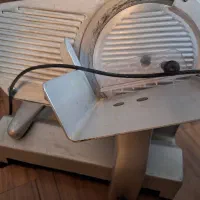 اسلایسر کالباس.ژامبون