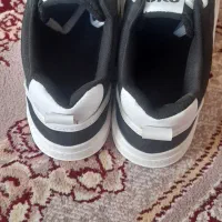 کفش کتونی سایز ۴۰