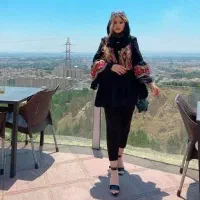 نیازمند مدل خانم