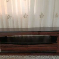 زیر تلویزیوی