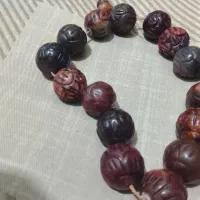 تسبیح سنگی قدیمی