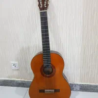 گیتار یاماها c40 در حد نو