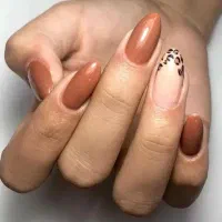 کاشت ناخن