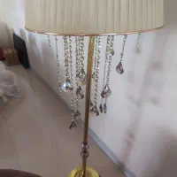 آباژور طلایی نونو