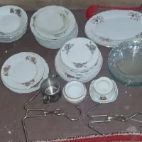 چند عدد دیس برنج  خوری،گلاب پاش یاگلپاش