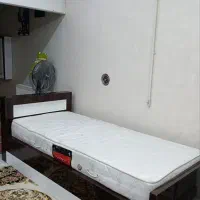تخت خواب وتشک