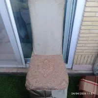 ۴عدد صندلی فلزی  با روکش