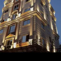 پیش فروش آپارتمان140متر3خوابه،برخیابان،جنوبی،گلکار