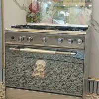 یک عدد گاز 5شعله ای مدل ساکا گاز تمام استیل