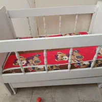 تخت و گهواره کودک