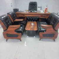 فروش یکدست  مبل  اداری نو باروکش چرم