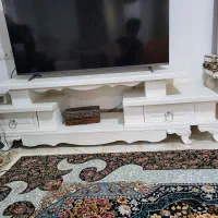 میز تلویزیون در حد نو