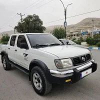 نیسان پیکاپ۸۳