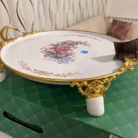 ظرف لوکس طلایی