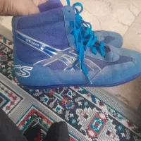 کتونی کشتی درحد نو