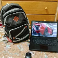 لپ‌تاپ dell  سالم با موس بیسیم و کوله