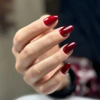 مدل برای کاشت ناخن