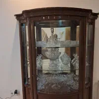 ویترین چوب گردو