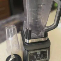 ۲ عدد بلندر (مخلوط کن) نینجا ninja امریکا ۲.۱ لیتر