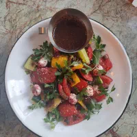 استخدام نیروی خدماتی خانم در فست فود