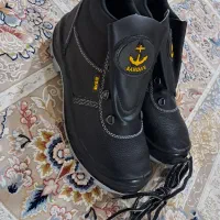 کفش کار ایمنی