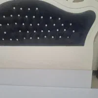 تخت دو نفره تمیز وسالم