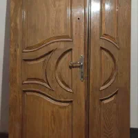 درب چوبی و آکاردئونی