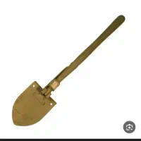 یک عدد بیل ویک عدد کلنگ هردو باهم دومیلیون
