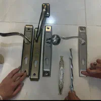 دستگیره درب ورودی و کابینت