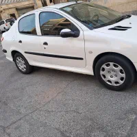 ۲۰۶صندوق دار v8 مدل آخر ۱۳۹۶