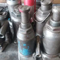 جک های روغنی و گریس پمپ