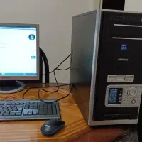 کیس perfect Asus با مانیتور ۱۷ اینچی