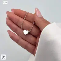 گردنبند قلب  و حروف مینیمال سه بعدی
