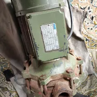 دو عدد پمب آب دواسب دوپروانه وبعدی یک اسب سالم