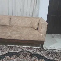 مبل ۶ نفره چوب نراد روسی با ۶ کوسن و جلو مبلی mdf