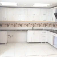 کابینت دست دوم شیک و تمیز