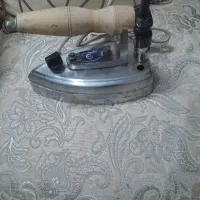 اتو قدیمی