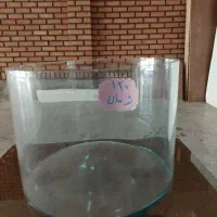 شیشه ی استوانه ای بزرگ