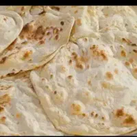 نون تنوری گرم و تازه
