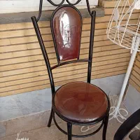 دوعدد صندلی فلزی