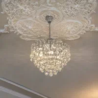 لوستر کریستالی بسیار تمیز و سالم