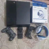 ps4 آخرین ورژن جدید با لوازم و بازی ۲ دسته