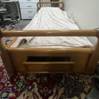 تخت چوبی با کفی