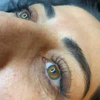 مدل برای اکسنشن مژه والیوم