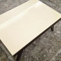 میز وسط و جلو مبلی