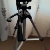 سه پایه دوربین