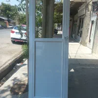 درب و پنجره آلومینیومی