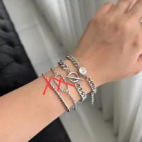 دستبند  نقره ای