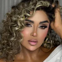 میکاپ و شنیون (مطهری)